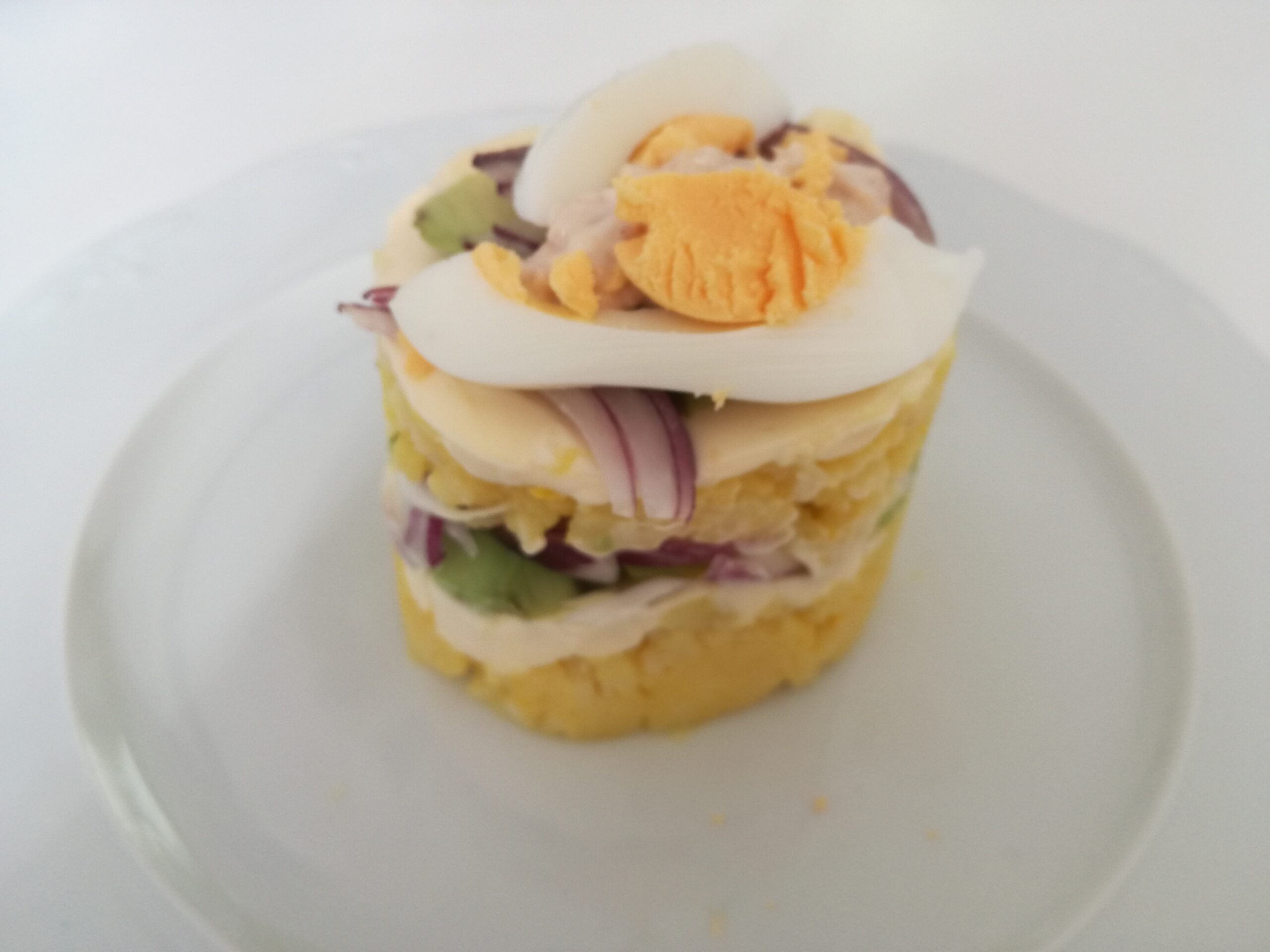 Ensalada de patata, salmón y aguacate, recetas de pasta, recetas fáciles, recetas para adelgazar