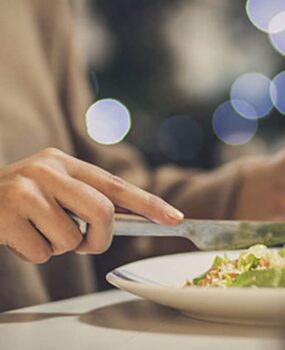 ¿Qué tomar después de cenar para adelgazar? Mayores mitos